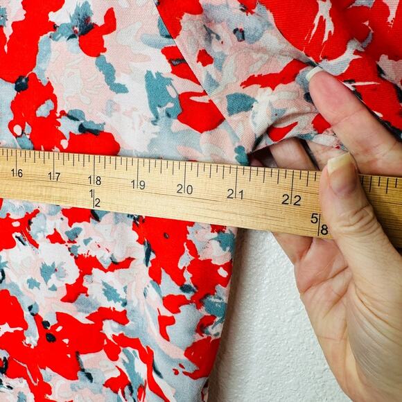 Cute Red Pink Blue Floral 3/4 Cuffed Sleeves Wide Round Neck Blouse Top L - Picture 10 of 10